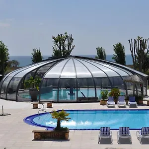4* Hotel Camping Le Raguenes Plage